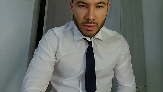 Snapshot of Justynn1 chatting on 31, 5, 2026 Justynn1 online show from 31, 5, 2026