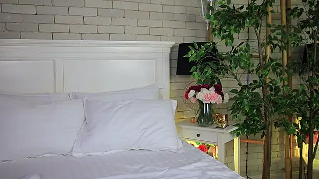 EmillyBronte online show from 3, 11, 2025