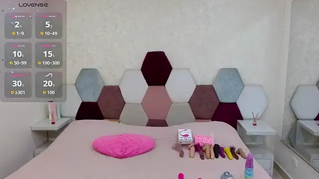 angel blue online show from 28, 10, 2025