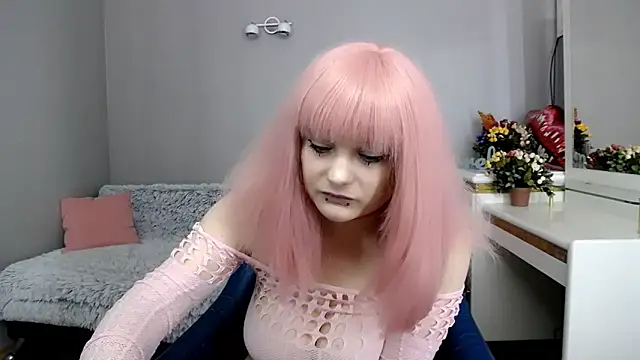 Snapshot of Estheri chatting on 11, 5, 2026 Estheri online show from 11, 5, 2026