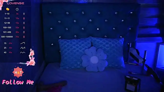 MAARYMOON online show from 14, 4, 2026