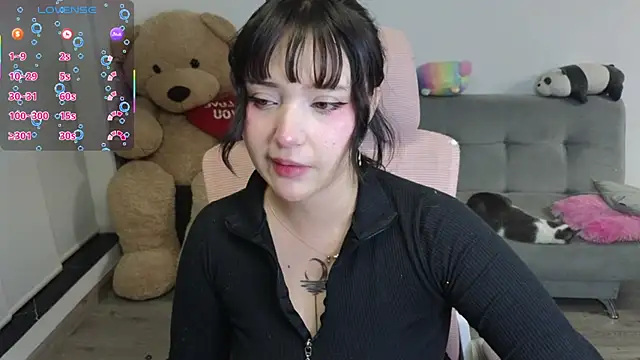 KuroChan420 online show from 8, 7, 2026