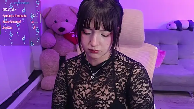 KuroChan420 online show from 15, 7, 2026