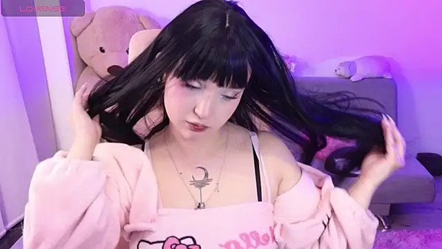 Snapshot of KuroChan420 chatting on 20, 5, 2026 KuroChan420 online show from 20, 5, 2026