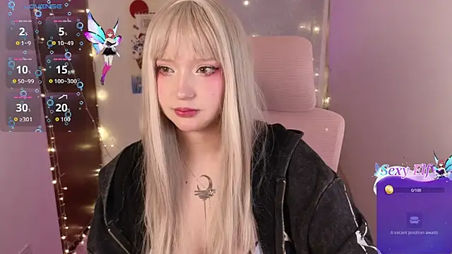 KuroChan420 online show from 16, 12, 2025