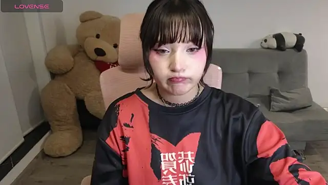 KuroChan420 online show from 24, 7, 2026