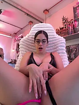 Zoe Bae online show from 22, 2, 2026