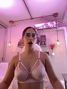 Zoe Bae online show from 10, 3, 2026