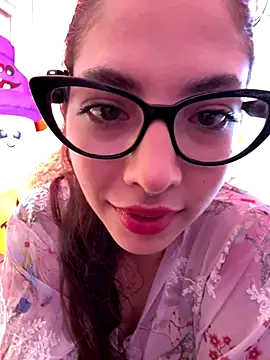 Zoe Bae online show from 25, 10, 2025