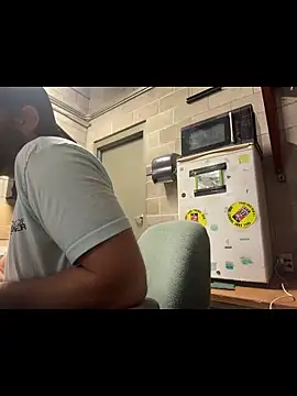 Sitonmyface2020xh online show from 29, 10, 2025