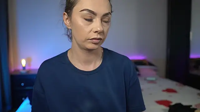 TiffanyPierce online show from 1, 12, 2025