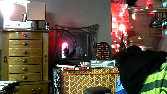 Snapshot of jjdirty6996 chatting on 18, 11, 2025 jjdirty6996 online show from 18, 11, 2025