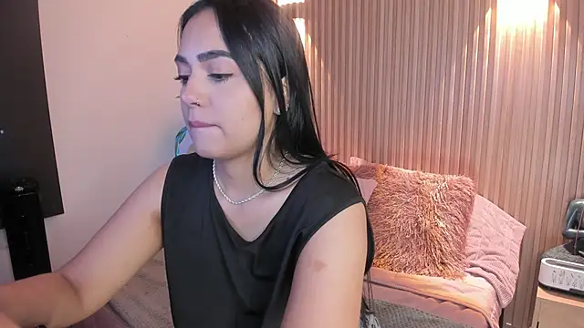 AMELIE xx online show from 5, 11, 2025