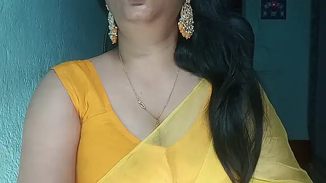 Snapshot of YourModhu chatting on 19, 4, 2026 YourModhu online show from 19, 4, 2026