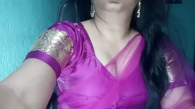 Snapshot of YourModhu chatting on 17, 4, 2026 YourModhu online show from 17, 4, 2026