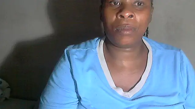 Snapshot of Choco-Coco10 chatting on 9, 11, 2025 Choco-Coco10 online show from 9, 11, 2025