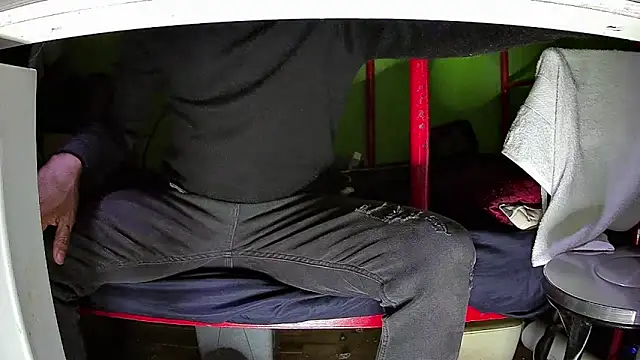 Snapshot of Walltaz chatting on 29, 10, 2025 Walltaz online show from 29, 10, 2025