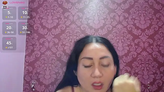 juliana diaz online show from 4, 6, 2026