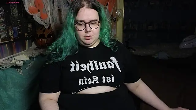 Snapshot of JannetPie chatting on 9, 11, 2025 JannetPie online show from 9, 11, 2025