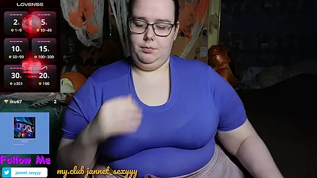 Snapshot of JannetPie chatting on 15, 11, 2025 JannetPie online show from 15, 11, 2025