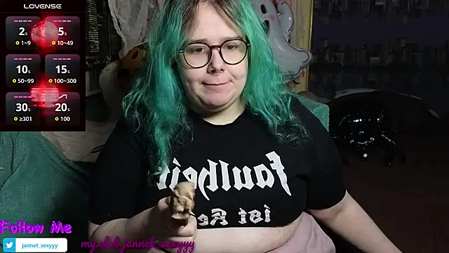 Snapshot of JannetPie chatting on 27, 10, 2025 JannetPie online show from 27, 10, 2025