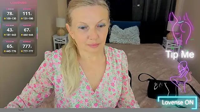 Abby Moore  online show from 19, 6, 2026