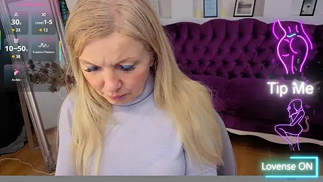 Snapshot of Abby_Moore_ chatting on 2, 6, 2026 Abby Moore online show from 2, 6, 2026