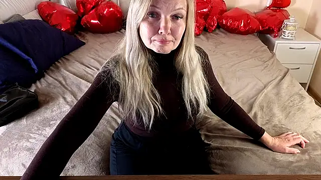 Abby Moore  online show from 7, 3, 2026