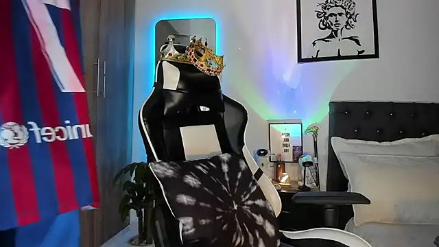 AlanNaughty online show from 21, 3, 2026