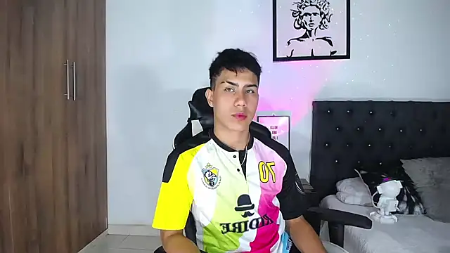 AlanNaughty online show from 30, 10, 2025