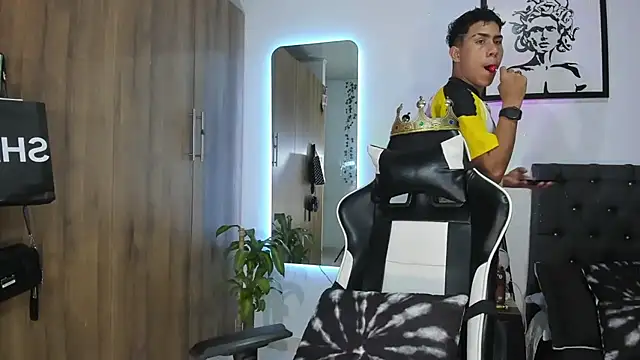 AlanNaughty online show from 10, 2, 2026