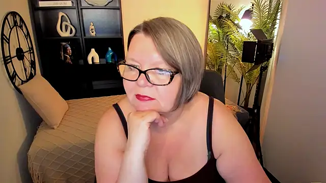 Snapshot of Shannonshine chatting on 18, 6, 2026 Shannonshine online show from 18, 6, 2026