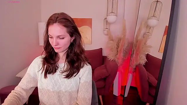 MirandaGlow online show from 24, 4, 2026