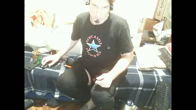 Snapshot of god23free chatting on 5, 3, 2025 god23free online show from 5, 3, 2025