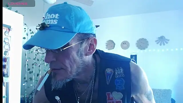mycock2474u online show from 18, 3, 2025