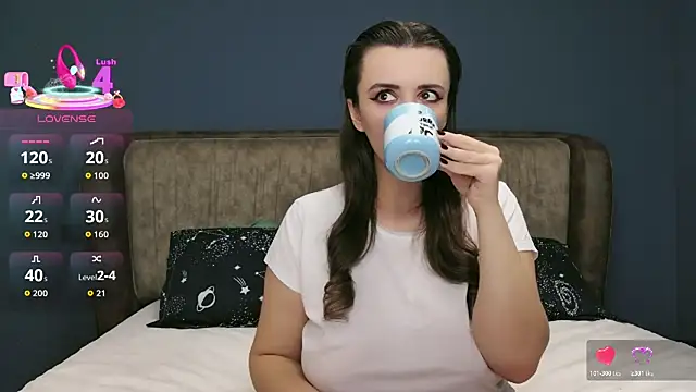 IamMolly online show from 25, 11, 2025