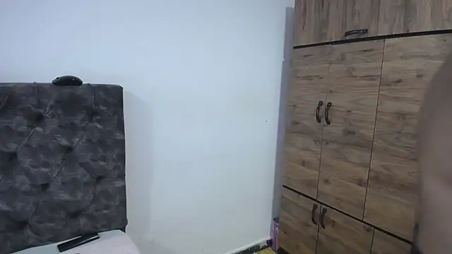 santi hothot online show from 10, 10, 2025