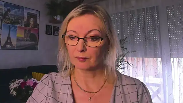 vanessa chat online show from 16, 2, 2026