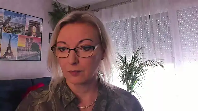 vanessa chat online show from 14, 7, 2026