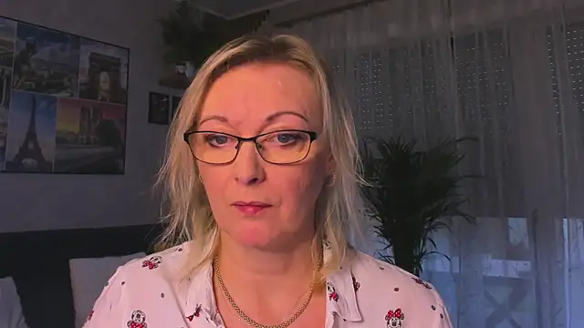 vanessa chat online show from 4, 12, 2025