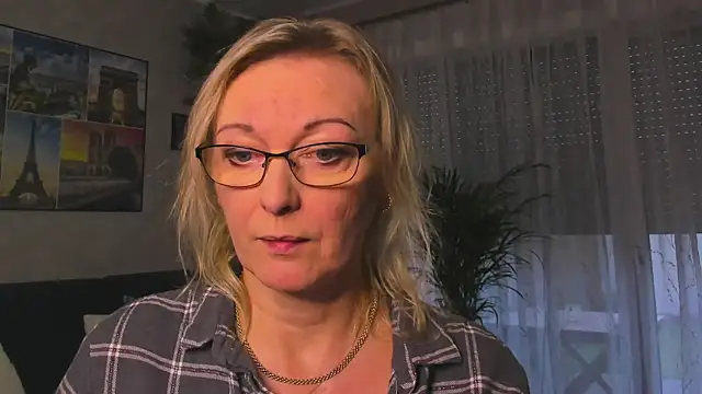 vanessa chat online show from 2, 12, 2025