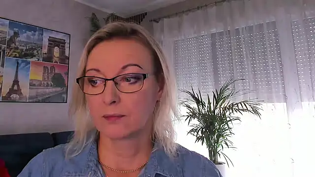 vanessa chat online show from 29, 7, 2026