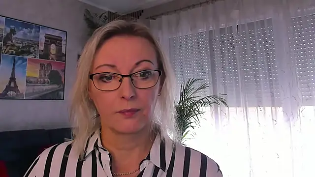 vanessa chat online show from 23, 7, 2026