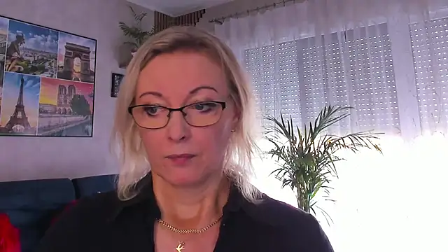 vanessa chat online show from 6, 8, 2026