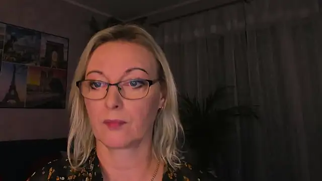 vanessa chat online show from 28, 7, 2026