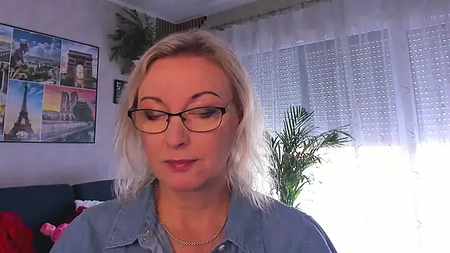 vanessa chat online show from 30, 6, 2026