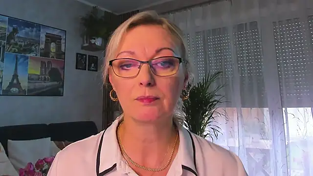 vanessa chat online show from 8, 10, 2025