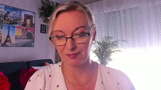 vanessa chat online show from 18, 6, 2026