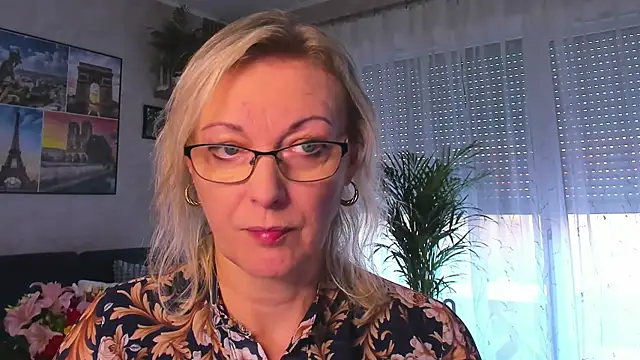 vanessa chat online show from 5, 11, 2025