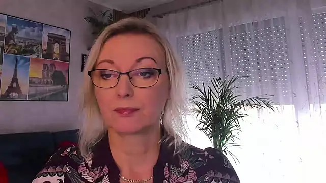 vanessa chat online show from 20, 7, 2026